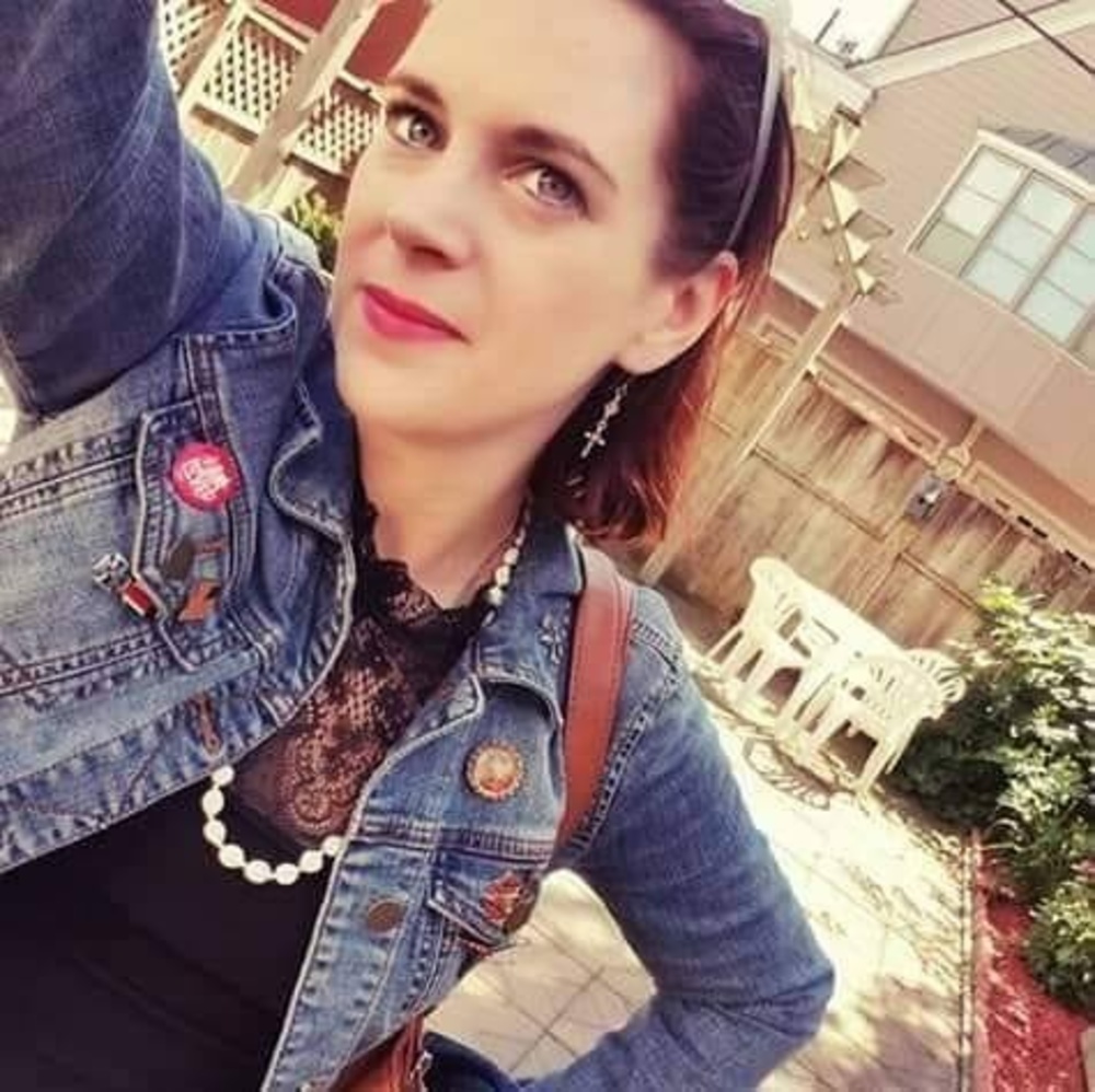 Meet your Posher, Tegan